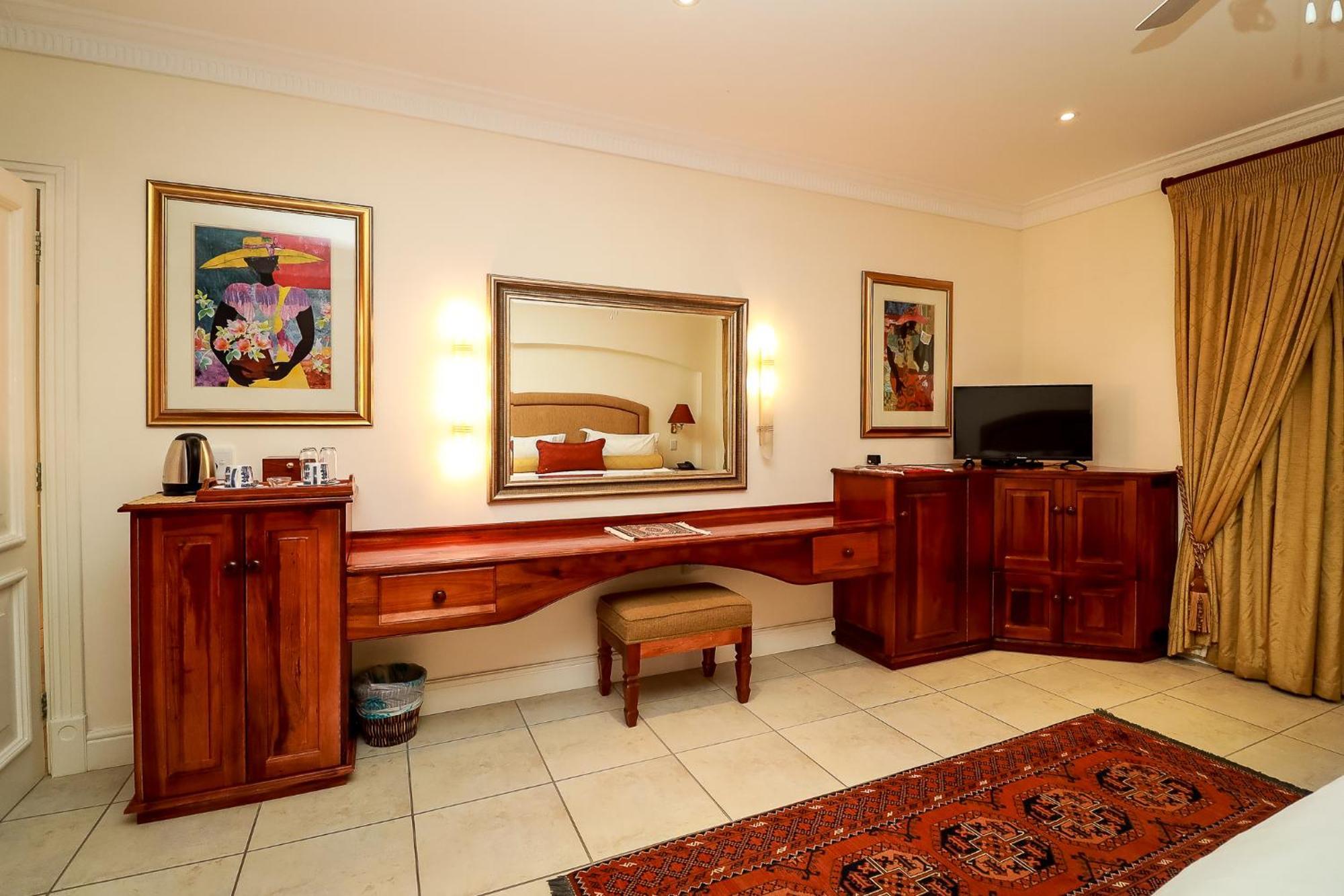 Altes Landhaus Country Lodge เอาท์สโฮร์น ภายนอก รูปภาพ